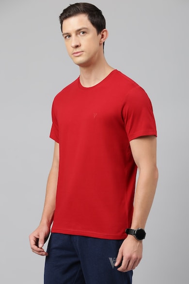 Buy Men Maroon Solid Crew Neck T-Shirts Online - 928742 | Van Heusen