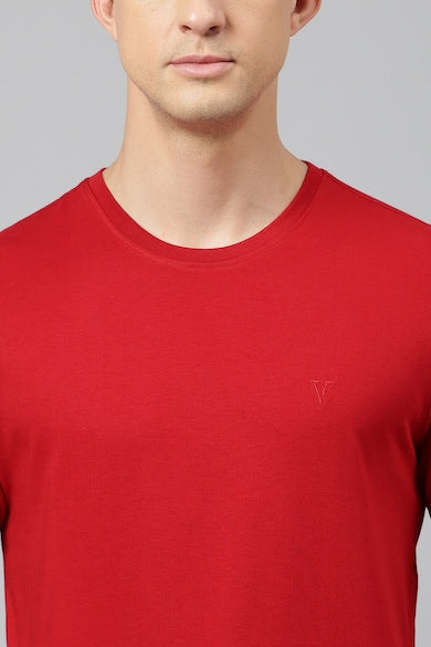 Buy Men Maroon Solid Crew Neck T-Shirts Online - 928742 | Van Heusen