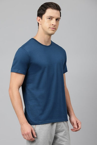 Buy Men Navy Solid Crew Neck T-Shirts Online - 928748 | Van Heusen