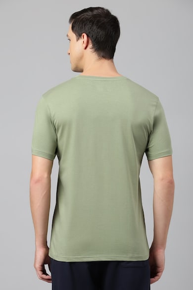 Buy Men Green Solid Crew Neck T-Shirts Online - 928749 | Van Heusen