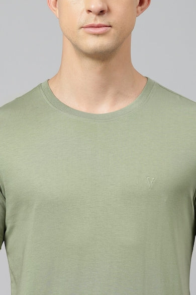 Buy Men Green Solid Crew Neck T-Shirts Online - 928749 | Van Heusen